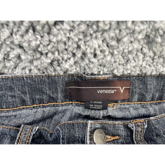 Womens Venezia Stretch Capri Jeans Average Size 14 Dark Wash Apparel Clothes - Picture 2 of 8